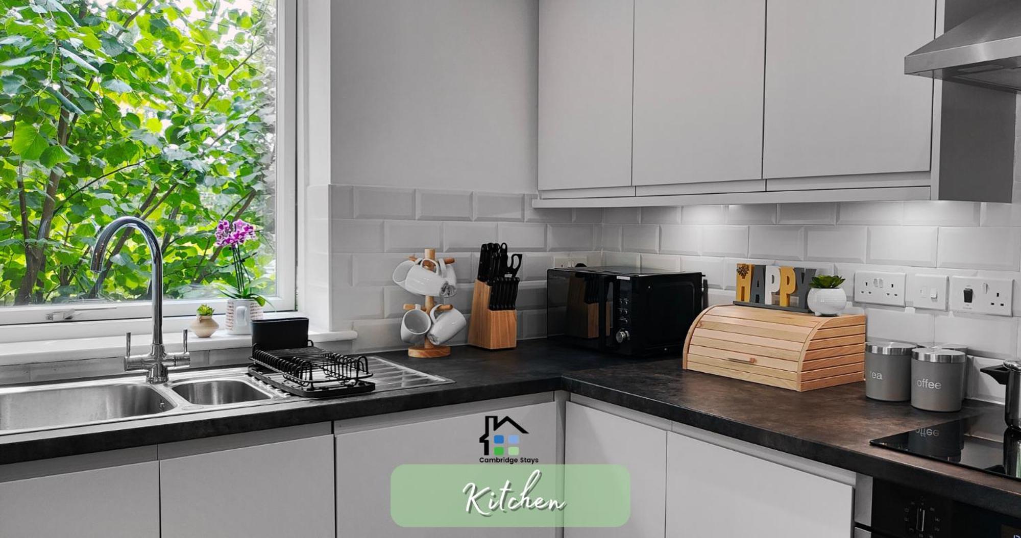Cambridge Stays Central Apart Hotel 2Br & 1Br Flats-Easy Walk To City Centre-Parking